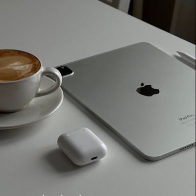Dr_Omii's profile picture. no doubt, God is in love with me.. |I’m clairvoyant!| A financial trader|
