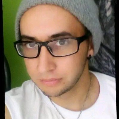 jhos13's profile picture. Que culpa tengo yo de tener la sangre roja y el corazon a la izquierda.