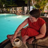 Clare McShane (@mcmetheot) 's Twitter Profile