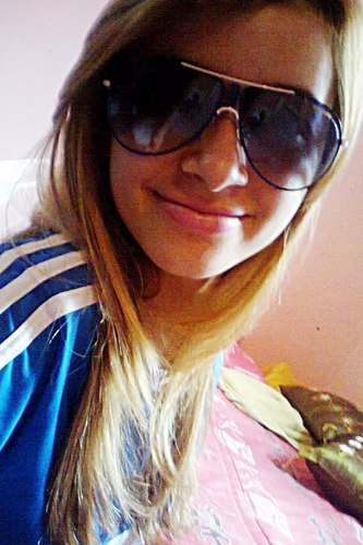 Patricinha ' Loirah ... dos olhos castanhos (8) HAHA
