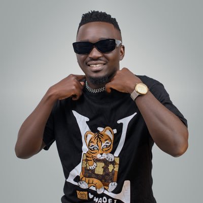 djkezil's profile picture. #CONNECTING #PEOPLE #THRU #MUZIK |CLUB & EVENTS DJ 😎| MUSIC PROMOTER 🔥🔥🔥🔥🔥D a t U l t i m a t e P a r t y D e e j a y 🤖