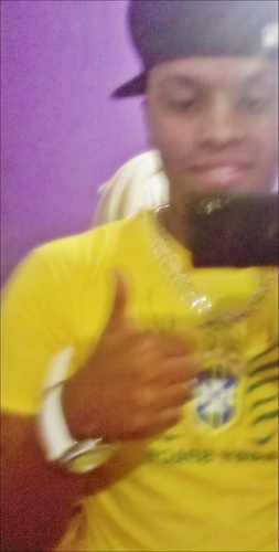 pode ficar avonte porque nois é o assunto.
dessas amizades eu to bem mais bem suave mesmo.
