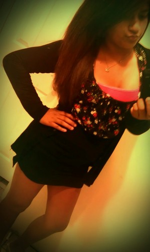 Princess Natalie c: / Sinqle / 14 / YOLO (; #TwitterBestiee @_RubyxD ; Sister @Babie_Raeanne ^-^
