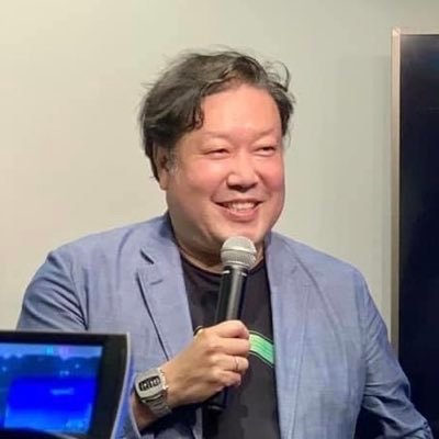 『SNS発信は本気でやればミラクルを起こす!』をモットーにスモールビジネスの皆さんのSNSでの集客・販促の仕組み作りをお手伝い中 スマホ操作やSNSを楽しく使えないという方の駆け込み寺になってます Zoomセミナーや講演依頼募集中です 個別コンサル依頼も大歓迎です エクスマエヴァンジェリスト