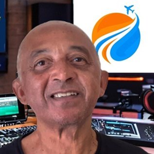 Jorn pós graduado em turismo; dir. de jorn. da Rede Smart. Apresenta o programa CaçaViagens que está no ar há 11 anos em 169 países. É cartunista há 40 anos