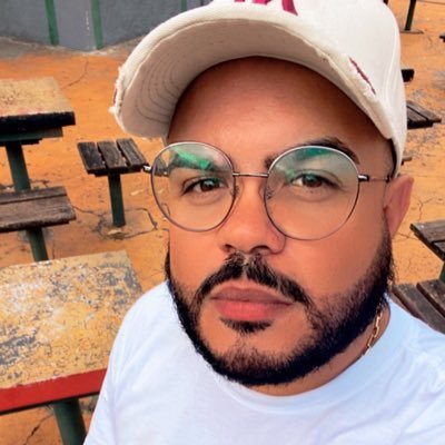 🇧🇷 Brasileiro, Bacharel em Direito ⚖, Vascaíno e protegido por um cavaleiro nobre! Anti-Bolsonaro ☠️