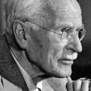 carljung152297's profile picture. 