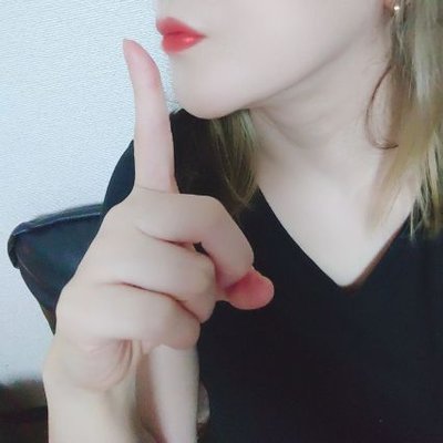 西船橋メンズエステ「雅」セラピスト💆女性も大歓迎🩷
色白つるすべ/非喫煙/タトゥーなし/腰痛特化/アニメ/ジャグラー/下戸/
公式LINE固ツイにあり。
欲しい物リスト🎁✨➡︎https://t.co/UGaqXRE5pZ