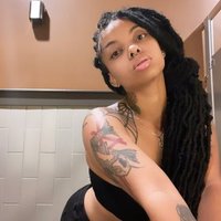 Lora (@lora1976524) 's Twitter Profile