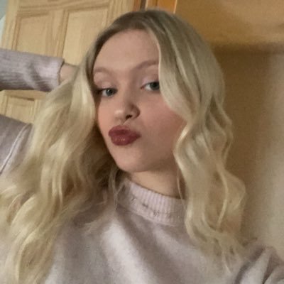 maddisonlivv's profile picture. 