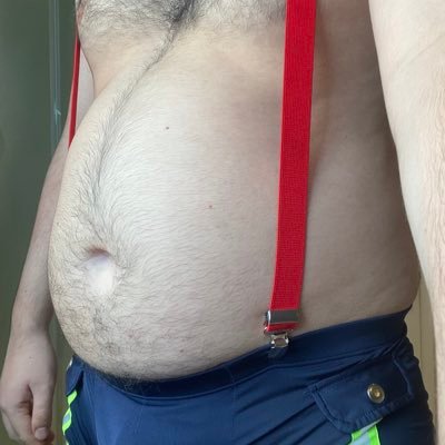 buttercub_'s profile picture. Growing chunk 🐻 NSFW 🔞. grom: buttercub.