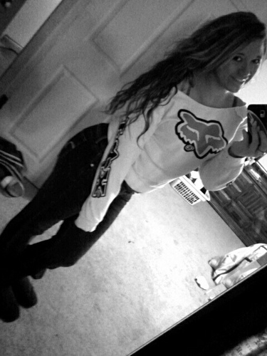 kmc. old enough. I love bows,tanning,glitter,&motocross! #deanwilson #followme!