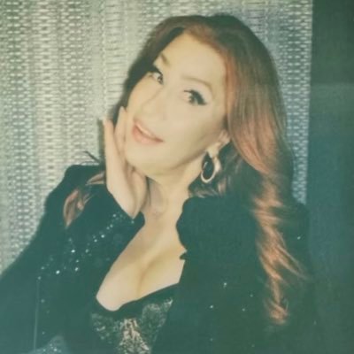 milffspecialist's profile picture. 28. lesbian. any pronouns 🥰