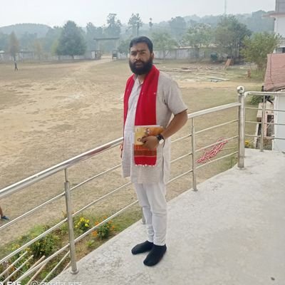 मैं एक साधारण स्वयंसेवक हूँ। @RSSOrg 🚩 प्रचारक🚩
ममः मंत्र समानता Social Activist
