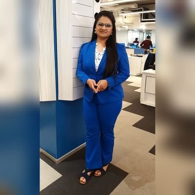 Instagram: shukla_chandni I
producer & anchor at @ CNBC-Bajar