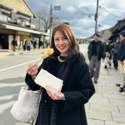 gloriapeep's profile picture. Life is so short, go after what you love 🍁🍀🍭🖤