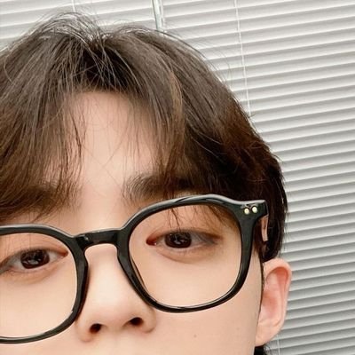 babycarat • bookstan • multi
tentando entrar no mundinho collector