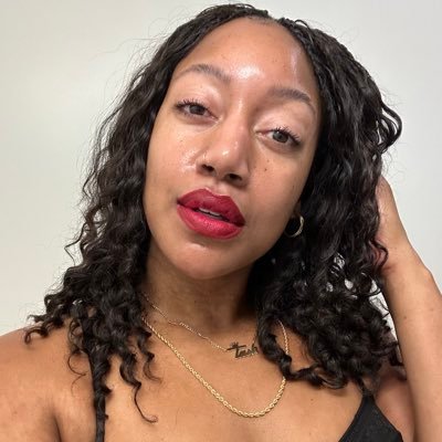 LadyBallerrr22 Profile Picture