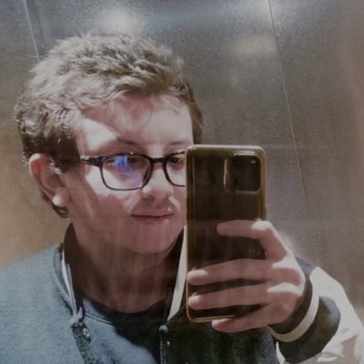 J'aime partager. Vidéaste (YouTube 41k+)
Paix et Santé sur vous 🕊️
Contact pro : korofoot.contact@gmail.com