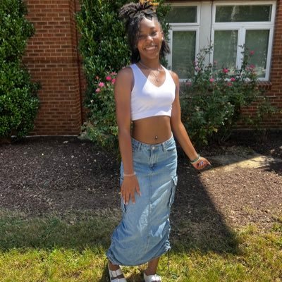 zymaya_wardlaw's profile picture. 