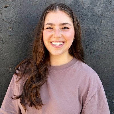 📱 Sr. Marketing Manager @BriskTeaching | 🍏 Former Educator | ✨Swiftie | teachtolovelearning | Tweets are my own