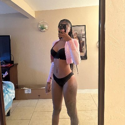 rtlex57's profile picture. Only fans model follow me on ig @kia_stigerv only fans link is in bio fat pussy 👅💦Take dick🍆Petite with a big ole ass 🍑