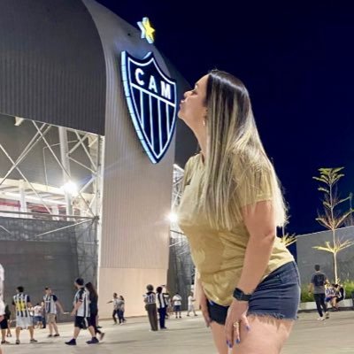 Filha do Deus Vivo 🙇🏻‍♀️| Conservadora 🇧🇷 | 31 anos | Atleticana 🐓🏆 | Muito Bem Casada 👰🏻‍♀️| Instagram: lorena.s.martins