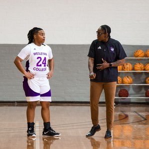 Head Women’s Basketball Coach @ Wesleyan College (NCAA DIII) 🐺🏀 | @GamecockWbb WBB Alum 🐔🏀 | #ICoachHard 🏀 #ITrainHard 💪🏾 #IPushHard 🏆 | Owner: P4P