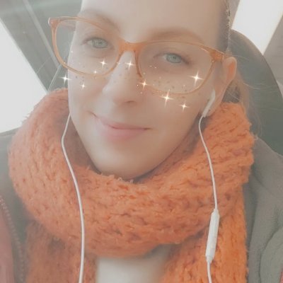 Trying to find myself. Reader. Dreamer. (Writer). (ENG: they/ no pronouns; GER: no pronouns, dey)