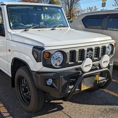 始めましてlwoavtです。
Jimny🔰で、沼にハマってるナースです。JB64Wの3型納車(R4.12.28)🚙 ³₃ジムニーの友達募集中。
ps:スヌーピー、カフェ☕✧、あいみょん、WaT、猫🐱、バイク🏍(S推し)、カメラ📷、ギター🎸好き☆(他の好きな事や自己紹介の詳細は下記ツイフィールをご覧下さい)