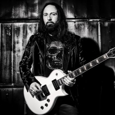 Guitarist for @Madonna + @WeAreMinistry & 4 albums out on @metalblade -for Online Guitar Lessons, email: lessons@montepittman.com
