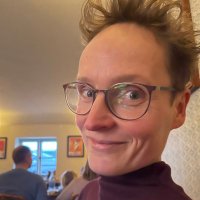 Eva (@eva096207198242) 's Twitter Profile