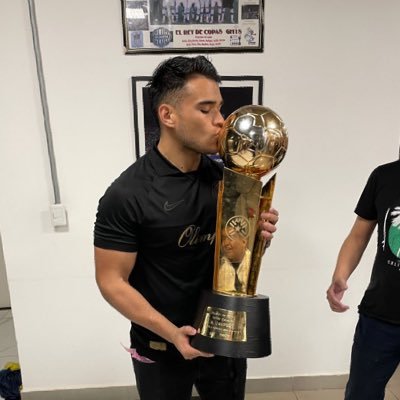 ChenaGuille's profile picture. Paraguayos República o muerte 🇵🇾 1 dentro y fuera de la cancha. Asesoría Jurídica en @elClubOlimpia 💼⚽