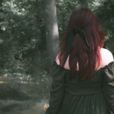 LenkLexi's profile picture. Old account hacked