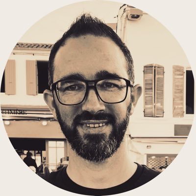 Regisaliasleduc's profile picture. Créateur de T-shirts de qualité pour rendre hommage aux légendes du sport avec style