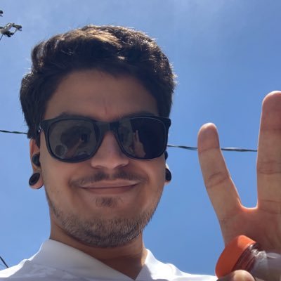 dsclp se vcs nao entendem meus tweets é pq na minha cabeça eles sao melhores juro ¯\_(ツ)_/¯