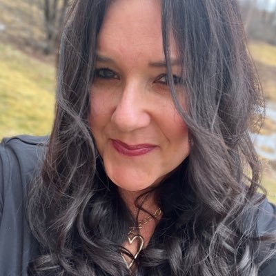 catymyrz's profile picture. Love Jesus, love people. FAMILY. Love life, outdoors, horses, hobby farmer wannabe. Hospice Social Worker. Ketovore. Zone 6B🇺🇸Crimson Tide ♥️🐘#rolltide