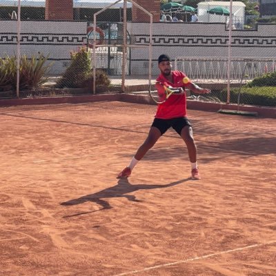 mehdi_chipo's profile picture. .