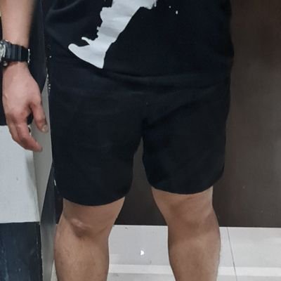 into chubby daddy, 39 from makati, 
into brief fetish