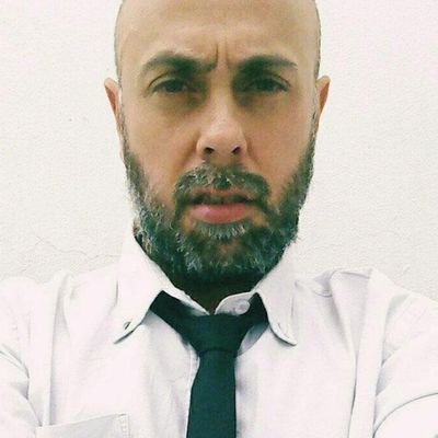 🎵Oh, no puedes ser feliz; Con tanta gente hablando, hablando a tu alrededor🎶 CAB⚓🏴☠️ https://t.co/H1XEtLVYqX…