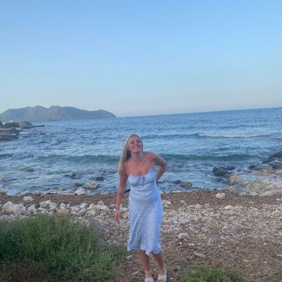 ReganGardner10's profile picture. Still haven’t grown out of my 2016/17 indie phase 🧚🏻‍♀️