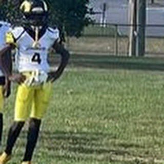 Jadin Lewis Ath C/O28 8th 3.0 GPA  5’4