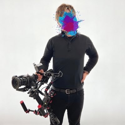 azumamotozumi's profile picture. 映画監督/脚本家/アローペークスエンターテイメント代表/ポートレート撮影(関西)/0→1の創造/監督脚本作品はYouTubeにて公開中！