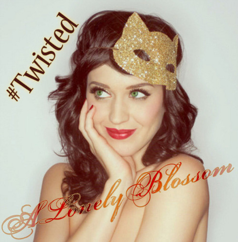 If you like what you see, take a picture. Nothing ever lasts and nothing is ever the same. Follow @ChattyBlossom to chat. ¦+18 #TwistedRogues¦