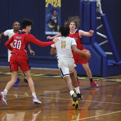 | 6'3 PG | Westbury Christian School | AAU: OneTime Legends | 2026 | 3.1 gpa |