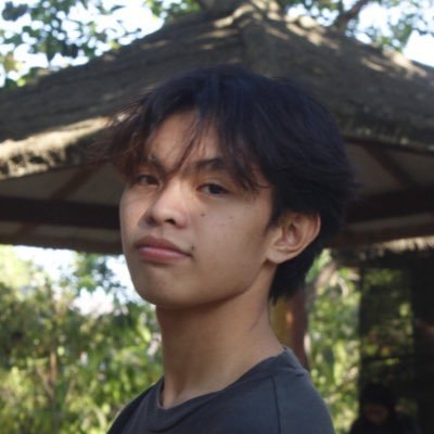 ekswaisoren's profile picture. i'd never walk arellano street nang baha again