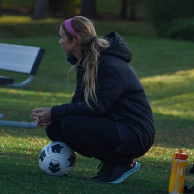 Michelle_Wenino's profile picture. Former Professional Soccer Player