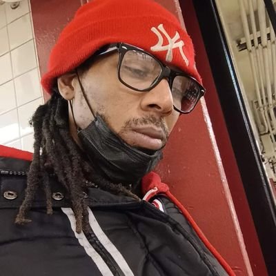 KellyKartier's profile picture. 