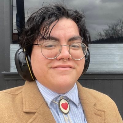 Latiné, Justice oriented. they/he. higher ed grad student. Trying to imagine a better future and love deeply. https://t.co/0cZ4sqgHQ2