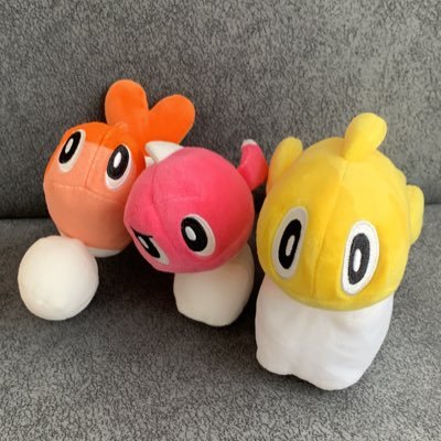 子育て奮闘しながら、ポケカのコレクション整理のため、プレゼント企画やオリパ販売などいろいろやっていきます‼️ 皆様に喜んでもらいたいので、オリパはほぼ負けないように作ります❗️気軽にフォローして下さい(^^) #お寿司のオリパ報告 #お寿司のプレゼント報告 ディズニーも好き❤️